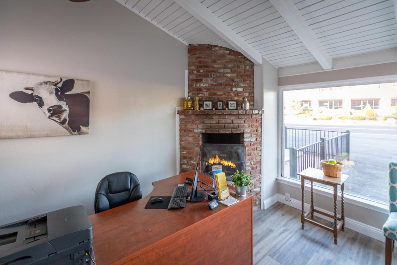 Apple Tree Inn Джулиан Екстериор снимка